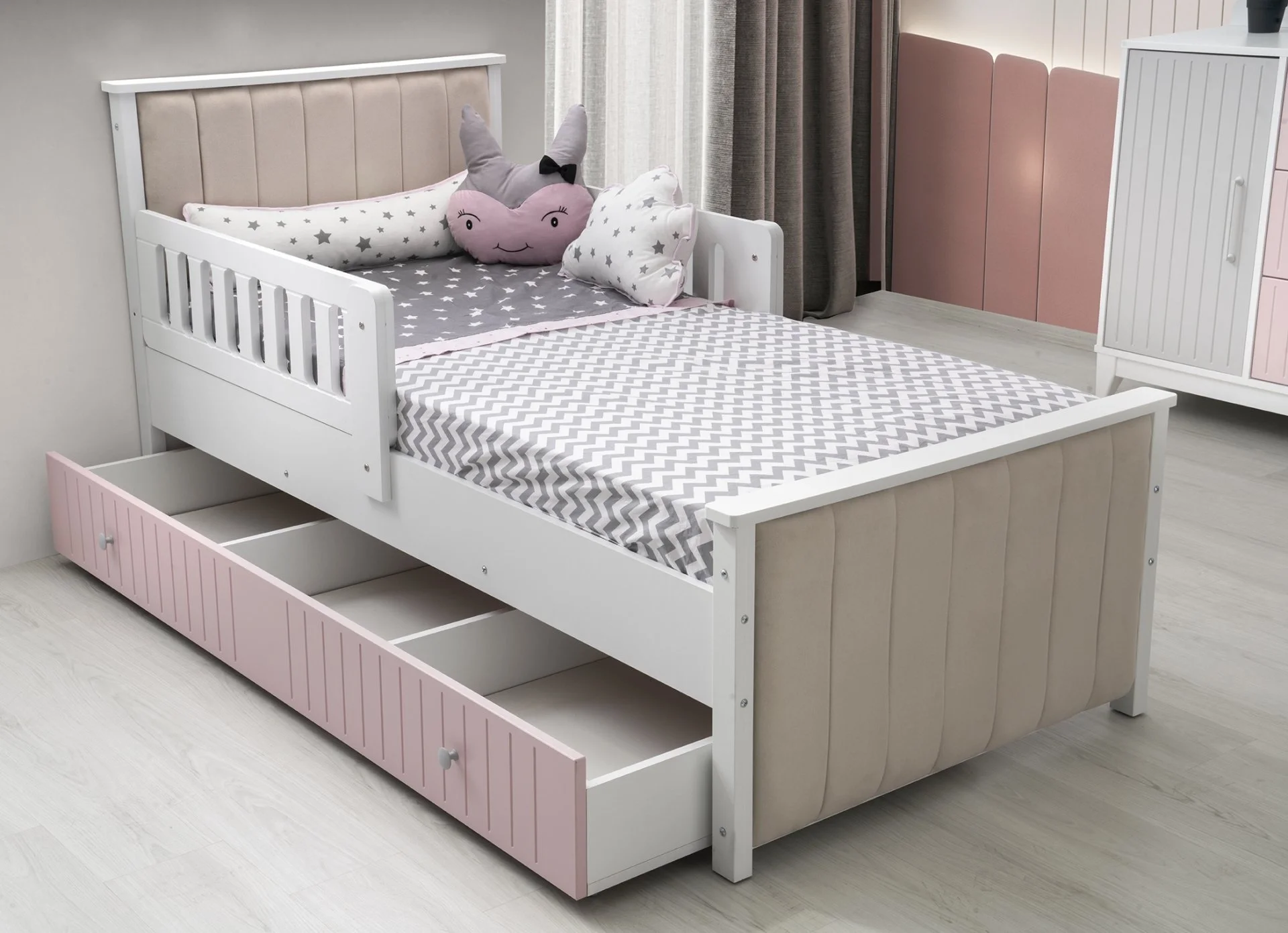 %D0%A2%D0%B0%D0%BF%D0%B8%D1%86%D0%B8%D1%80%D0%B0%D0%BD%D0%BE+%D0%BC%D0%BE%D0%BD%D1%82%D0%B5%D1%81%D0%BE%D1%80%D0%B8+%D0%BB%D0%B5%D0%B3%D0%BB%D0%BE+90%2A190%D1%81%D0%BC.+%D1%81+%D0%B3%D0%BE%D0%BB%D1%8F%D0%BC%D0%BE+%D0%B4%D0%BE%D0%BB%D0%BD%D0%BE+%D1%87%D0%B5%D0%BA%D0%BC%D0%B5%D0%B4%D0%B6%D0%B5+%22Sofia+Boss%22+%D0%B1%D1%8F%D0%BB%2F%D1%80%D0%BE%D0%B7%D0%BE%D0%B2%2F%D1%81%D0%B8%D0%B2