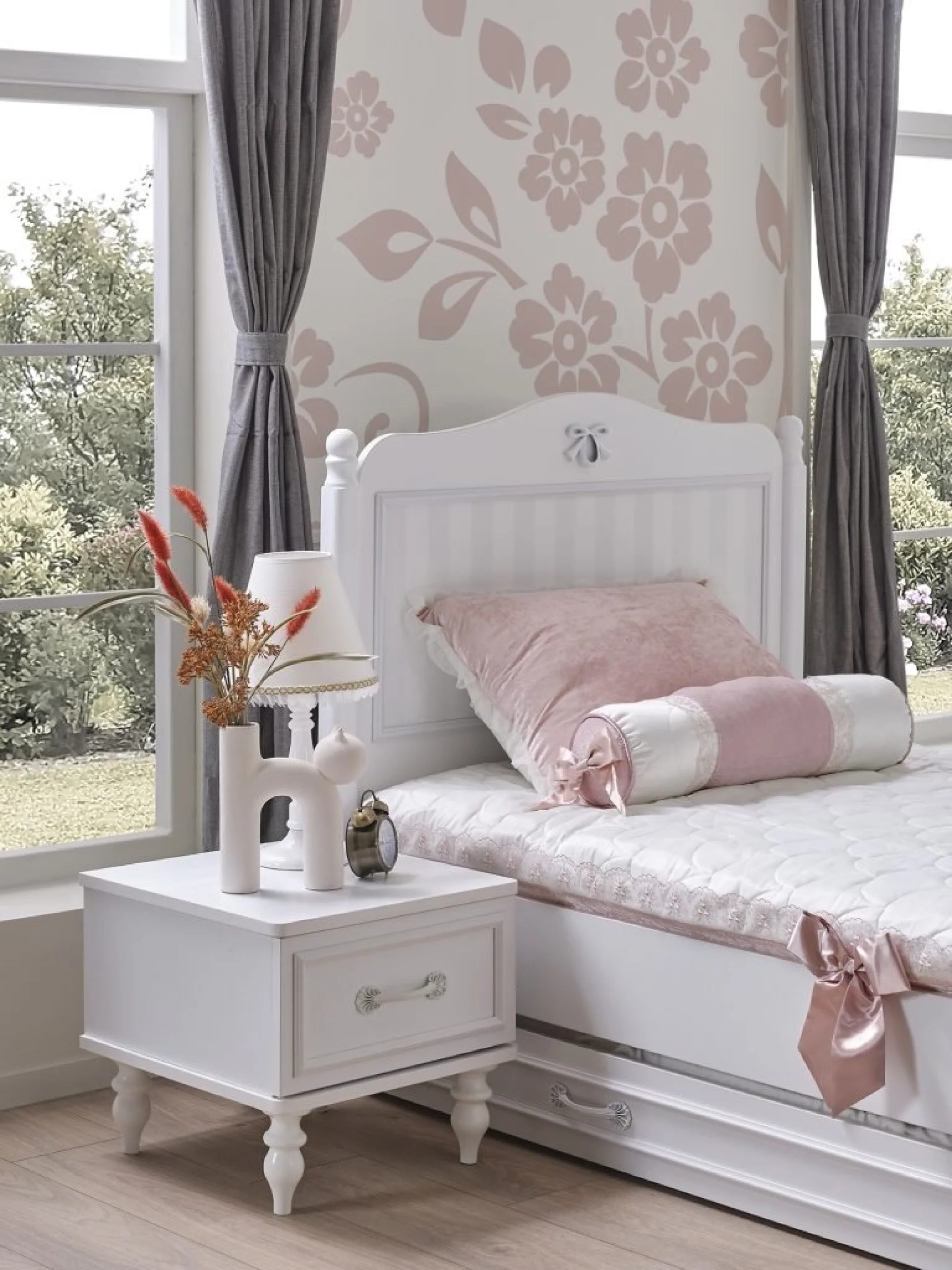 %D0%9A%D0%BE%D0%BC%D0%BF%D0%BB%D0%B5%D0%BA%D1%82+%D0%BA%D0%BE%D0%BA%D0%B5%D1%82%D0%BD%D0%B0+%D1%81%D1%82%D0%B0%D1%8F+%D0%B7%D0%B0+%D0%BC%D0%BE%D0%BC%D0%B8%D1%87%D0%B5+%22Juliette%22+%D0%B1%D1%8F%D0%BB+%D0%9A%D0%9E%D0%9D%D0%A4%D0%98%D0%93%D0%A3%D0%A0%D0%98%D0%A0%D0%90%D0%99+%D0%A1%D0%90%D0%9C