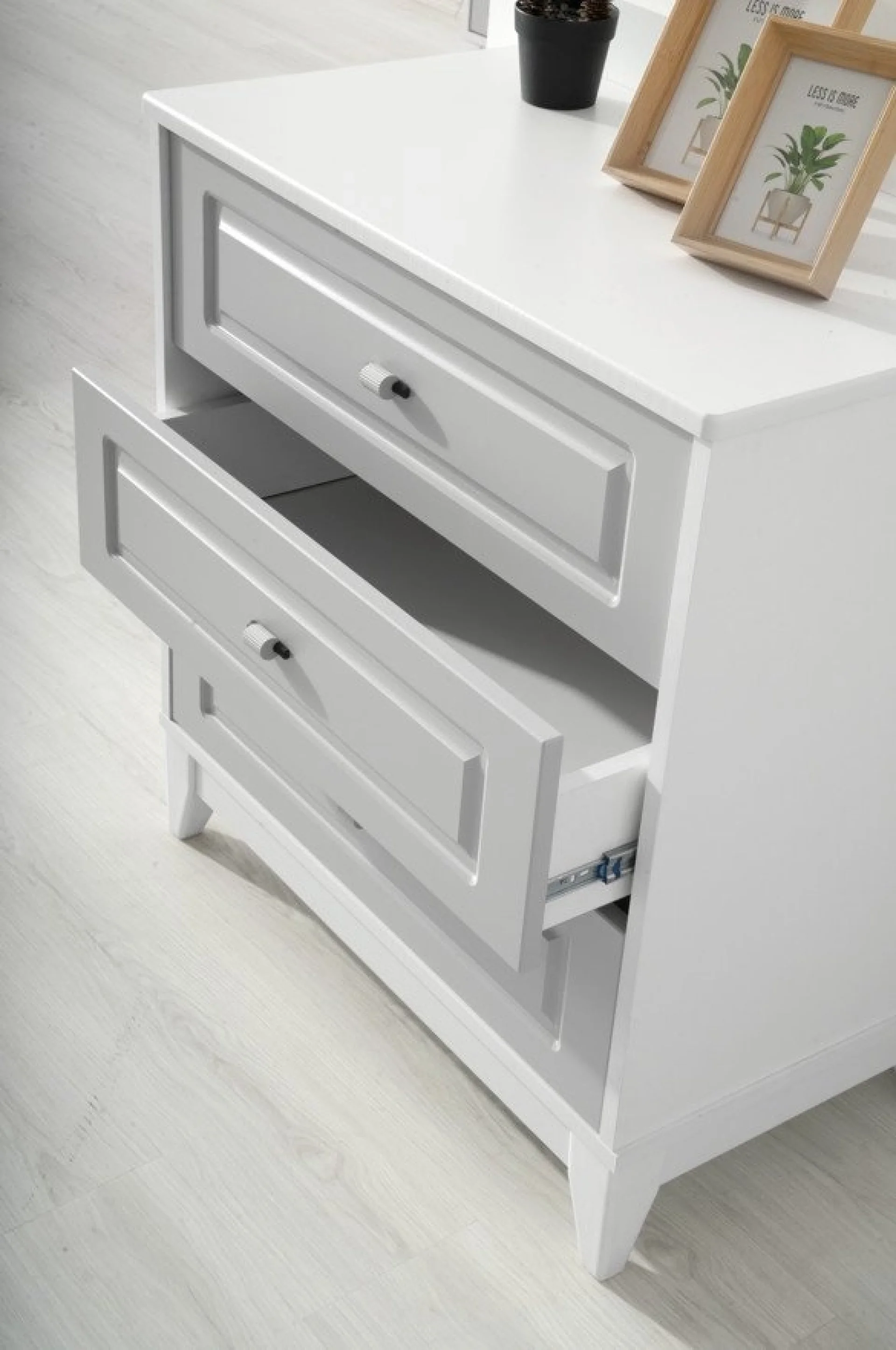 %D0%A1%D0%BA%D1%80%D0%B8%D0%BD+%D1%81+3+%D1%87%D0%B5%D0%BA%D0%BC%D0%B5%D0%B4%D0%B6%D0%B5%D1%82%D0%B0+%D0%9C%D0%94%D0%A4+91%2A103+%D1%81%D0%BC.+%22Silver+Boss%22+%D0%91%D1%8F%D0%BB%2F%D0%A1%D0%B2%D0%B5%D1%82%D0%BB%D0%BE+%D1%81%D0%B8%D0%B2