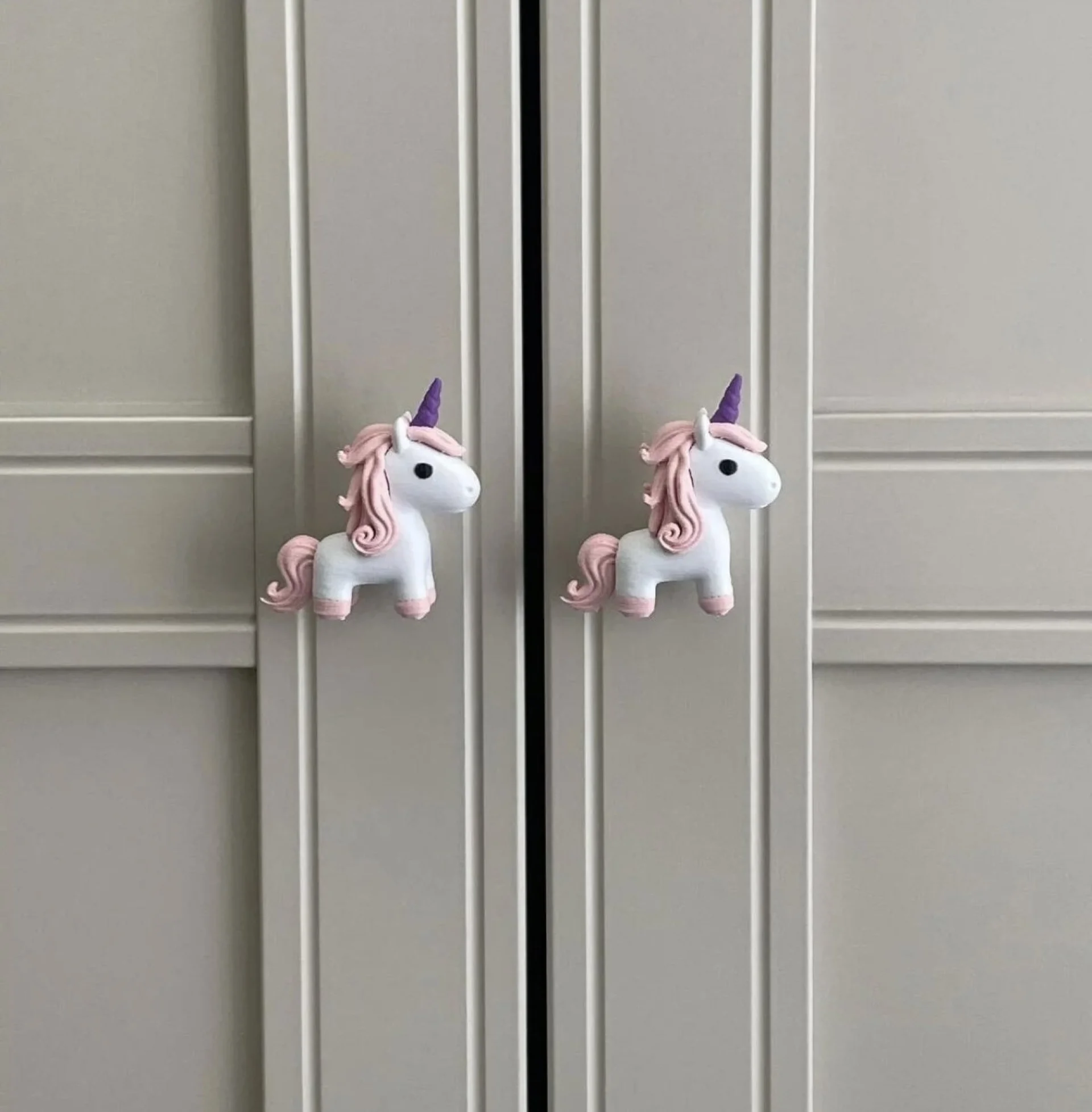 %D0%9A%D0%BE%D0%BC%D0%BF%D0%BB%D0%B5%D0%BA%D1%82+2%D0%B1%D1%80.+%D0%94%D1%80%D1%8A%D0%B6%D0%BA%D0%B8+%D0%B7%D0%B0+%D0%BC%D0%B5%D0%B1%D0%B5%D0%BB%D0%B8+%22Unicorn%22+%D0%A0%D0%BE%D0%B7%D0%BE%D0%B2