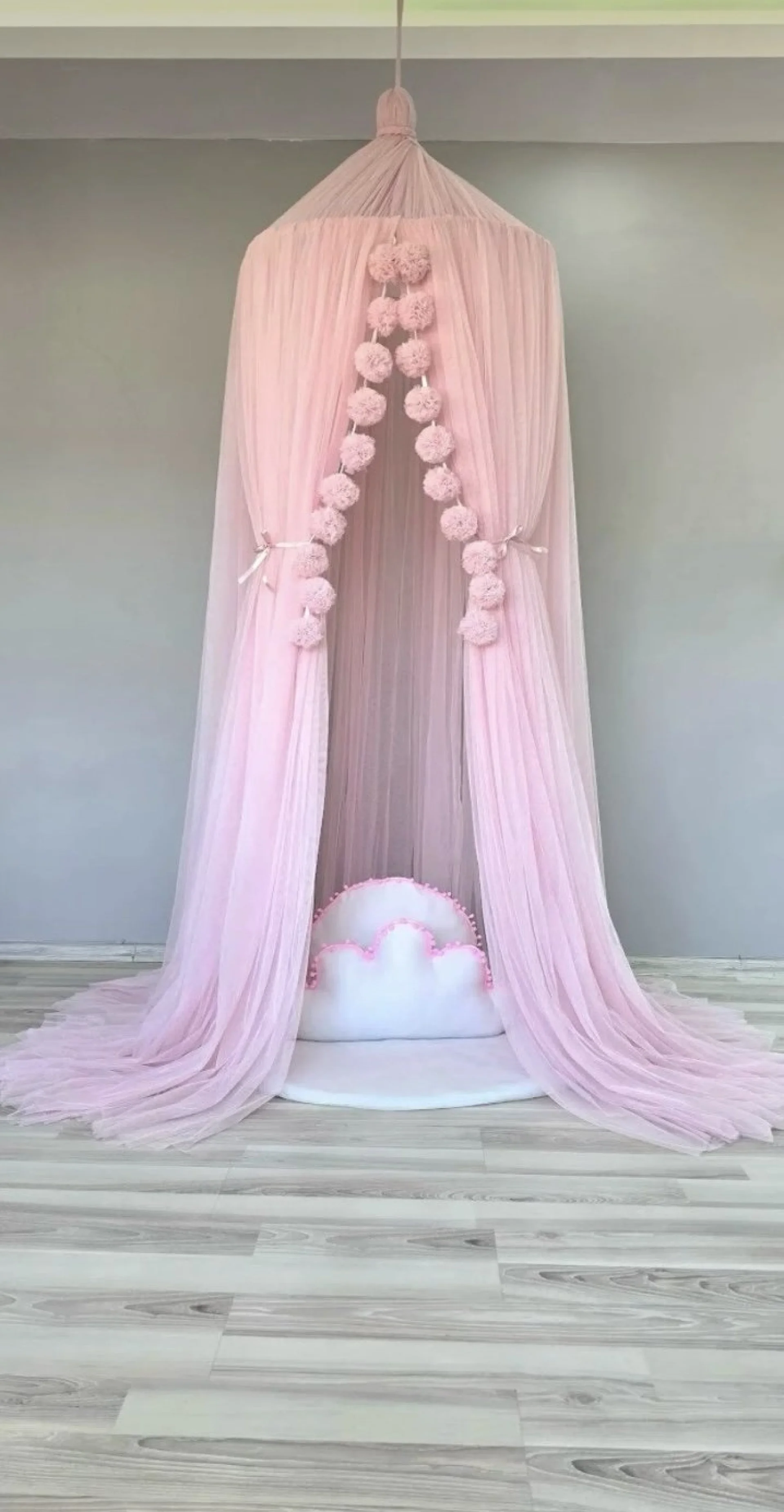 %D0%9F%D1%80%D0%B5%D0%BC%D0%B8%D1%83%D0%BC+%D0%B1%D0%B0%D0%BB%D0%B4%D0%B0%D1%85%D0%B8%D0%BD+%D0%B7%D0%B0+%D0%B7%D0%B0%D0%BA%D0%B0%D1%87%D0%B0%D0%BD%D0%B5+%D0%BD%D0%B0+%D1%82%D0%B0%D0%B2%D0%B0%D0%BD+%D1%81+LED+%D0%BB%D0%B0%D0%BC%D0%BF%D0%B8%D1%87%D0%BA%D0%B8+%22PonPon%22+%D0%B1%D0%B5%D0%B1%D0%B5%D1%88%D0%BA%D0%BE+%D1%80%D0%BE%D0%B7%D0%BE%D0%B2%D0%BE