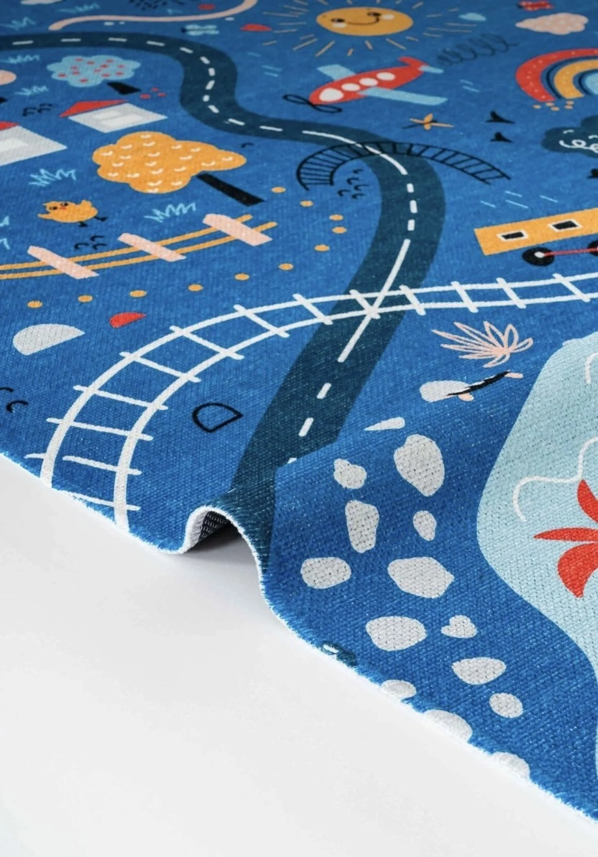 %D0%94%D0%B5%D1%82%D1%81%D0%BA%D0%B8+%D0%BA%D0%B8%D0%BB%D0%B8%D0%BC+%D1%81+%D0%BD%D0%B5%D1%85%D0%BB%D1%8A%D0%B7%D0%B3%D0%B0%D1%89%D0%B0+%D0%BE%D1%81%D0%BD%D0%BE%D0%B2%D0%B0+%D1%80%D0%B0%D0%B7%D0%BB%D0%B8%D1%87%D0%BD%D0%B8+%D1%80%D0%B0%D0%B7%D0%BC%D0%B5%D1%80%D0%B8+%22Railway%22+%D1%81%D0%B8%D0%BD+%D0%90%D0%BD%D1%82%D0%B8%D0%B1%D0%B0%D0%BA%D1%82%D0%B5%D1%80%D0%B8%D0%B0%D0%BB%D0%B5%D0%BD