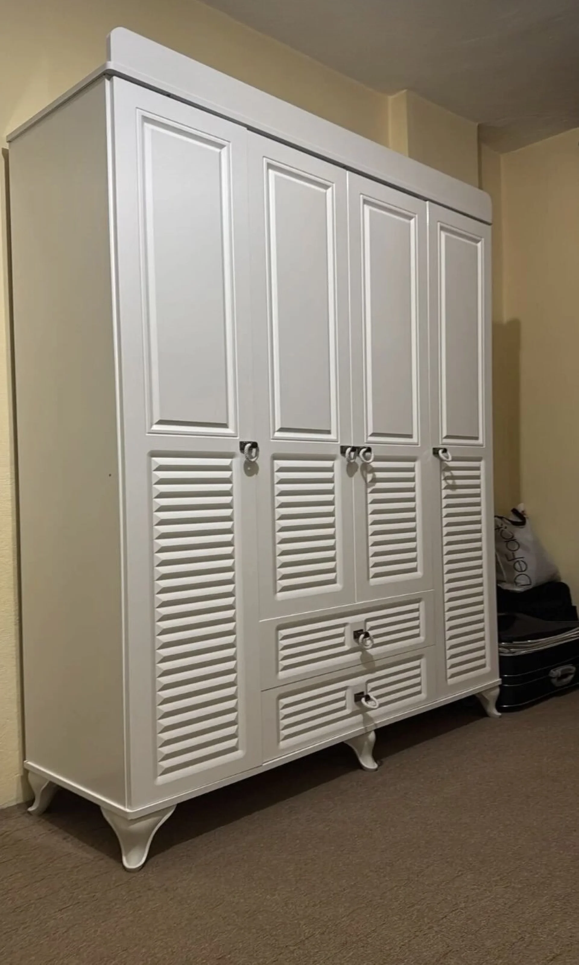 %D0%A7%D0%B5%D1%82%D0%B8%D1%80%D0%B8%D0%BA%D1%80%D0%B8%D0%BB%D0%B5%D0%BD+%D0%B3%D0%B0%D1%80%D0%B4%D0%B5%D1%80%D0%BE%D0%B1+%D1%81+%D0%9C%D0%94%D0%A4+%D0%BA%D0%B0%D0%BF%D0%B0%D1%86%D0%B8+%22Life%22+%D0%98%D0%B7%D1%87%D0%B8%D1%81%D1%82%D0%B5%D0%BD%D0%BE+%D0%91%D1%8F%D0%BB